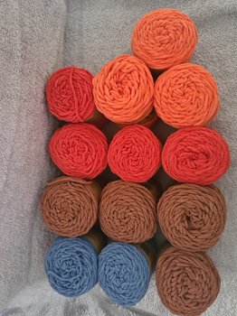 54 bollen Chunky Chenille - 2