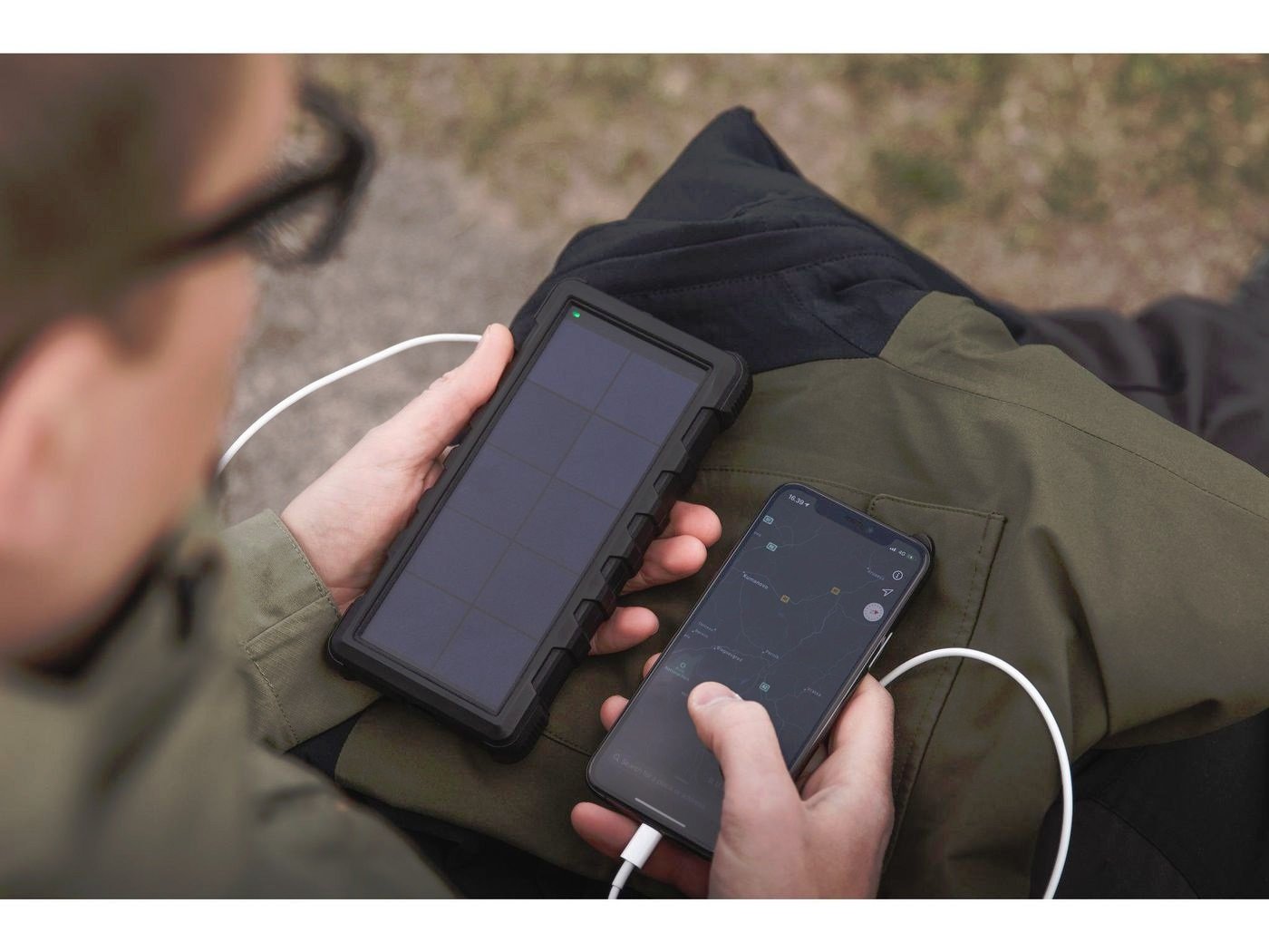 Outdoor Solar Powerbank 24000 voor alle merken smartphone - Afbeelding 4
