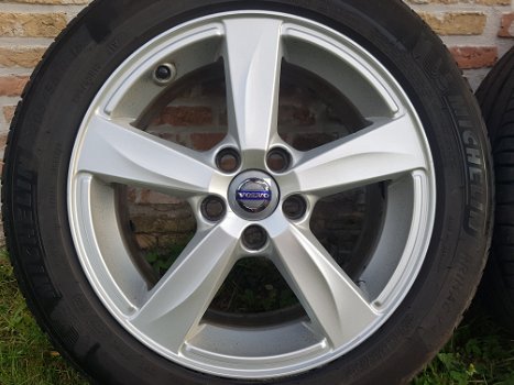 Volvo velgen 16 inch matres voor o.a. V40 - 2