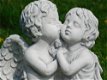 Beeld kussende Engelen , engel , tuinbeeld , kado - 1 - Thumbnail