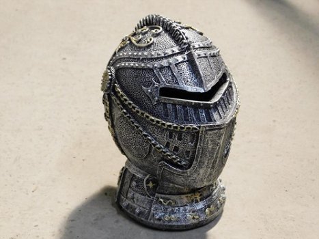 Spaarpot Ridderhelm , polystone , ridder - 4