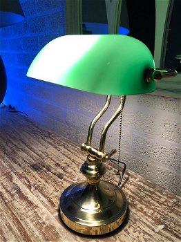 Een prachtige messing-groen glazen banking desk buro lamp - 2