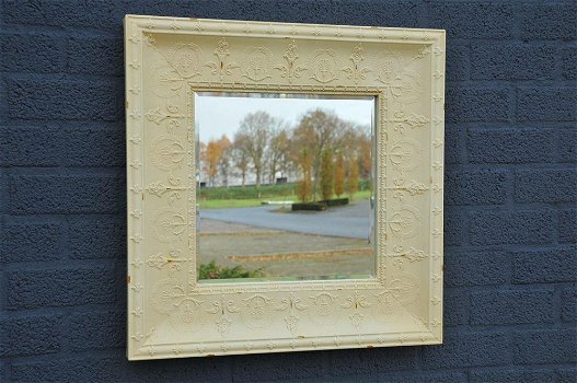 Grote forse spiegel in old-white , rust metalen frame, - 0