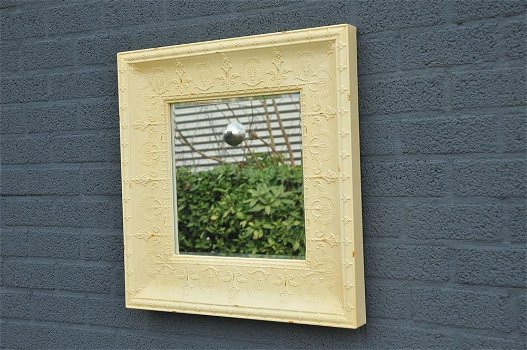 Grote forse spiegel in old-white , rust metalen frame, - 1