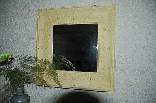 Grote forse spiegel in old-white , rust metalen frame, - 2