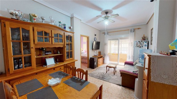 Te Koop gelijkvloers appartement in Torrevieja centrum - 1