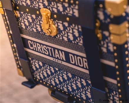 Vespa 946 Christian Dior - 2