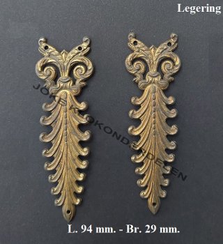 = 2 Ornamenten = legering = 47567 - 0