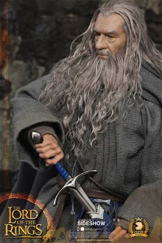 Asmus LOTR Gandalf action figure - 1