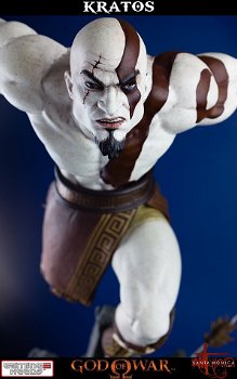 Gaming Heads God of War Statue 1/4 Lunging Kratos - 1