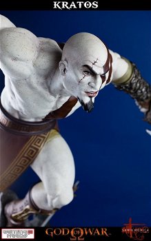 Gaming Heads God of War Statue 1/4 Lunging Kratos - 3