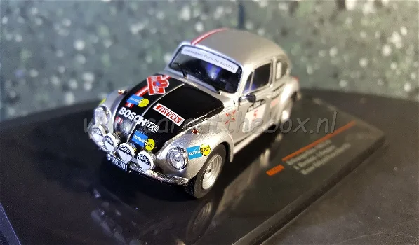 VW Kever 1303 S #5 1/43 Ixo V693 - 1