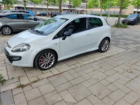 Fiat Punto 1.4-16V m-air Sport - 0