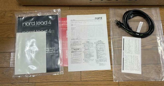 Nord Lead4 Synthesizer Original Box Compleet met accessoires - 1