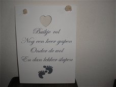 Spreuk voor babykamer op houten bord 