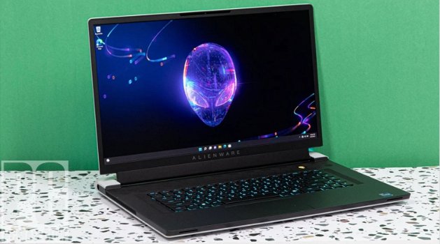 Alienware X17 R2 VR Ready Gaming Laptop - 17.3-inch - 1