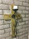 wandkandelaar , lantaarn van een kruis en hout , kruis - 0 - Thumbnail