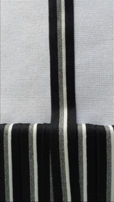Band zwart/grijs/wit van 2,8 cm. breed