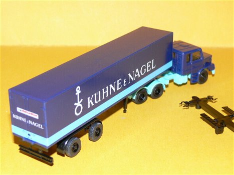 1:87 Praline Scania 142 H 6x4 trekker met opligger K&N - 2