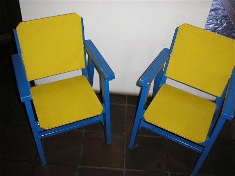 Kinderstoeltjes / kinderbankje - 1