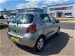 Toyota Yaris 1.3 16V Vvt-i 5DR 2006 Grijs,Nap,Apk,€3499.- - 2 - Thumbnail