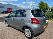 Toyota Yaris 1.3 16V Vvt-i 5DR 2006 Grijs,Nap,Apk,€3499.- - 3 - Thumbnail