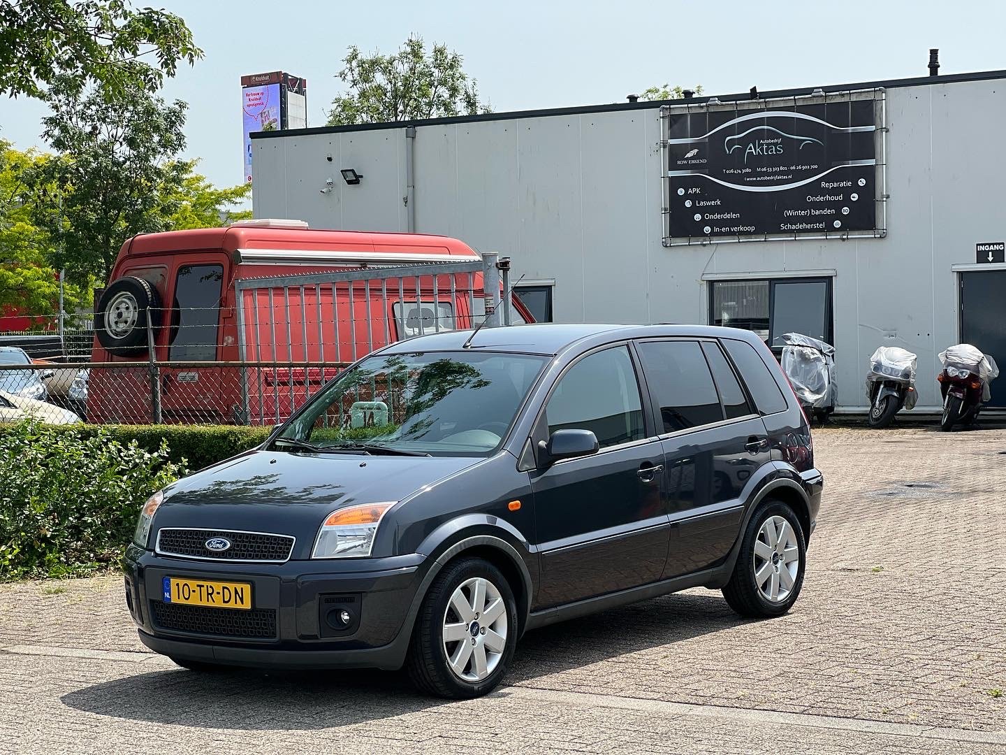 ford fusion 1.6 16v Futura 2007 grijs Airco,Nap,Apk,€3995.- - nr. 1