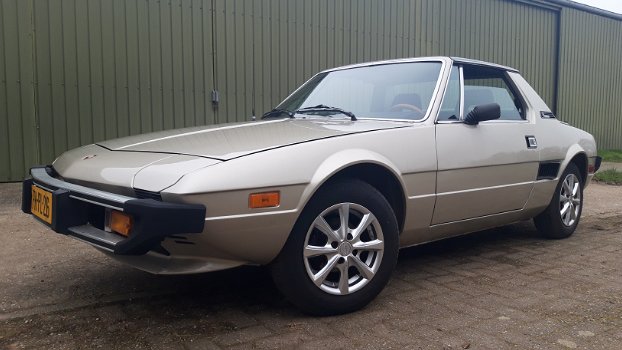 Fiat x1/9 1.3L US 1979 in goede staat - 1