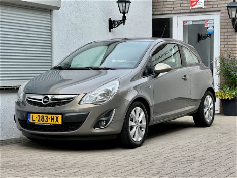 Opel Corsa 1.4-16V Sport intro EcoFlex 3-Deurs bj.2012 met 12 mnd. Garantie - 0