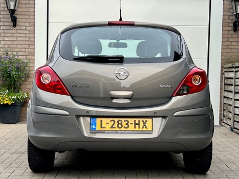 Opel Corsa 1.4-16V Sport intro EcoFlex 3-Deurs bj.2012 met 12 mnd. Garantie - 3