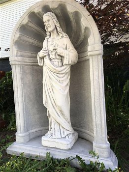 bidkapel met tuinbeeld , Here Jesus - 0