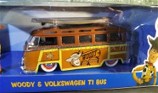 Woody & VW T1 bus 1:24 Jada