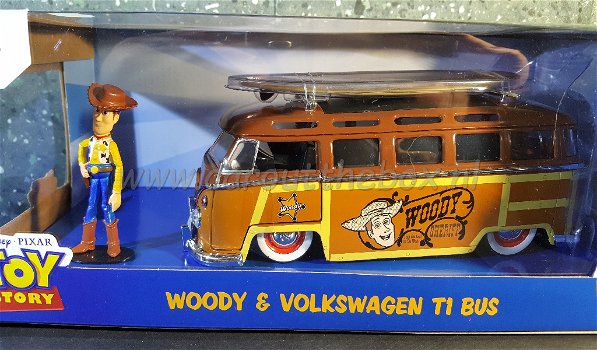 Woody & VW T1 bus 1:24 Jada - 1