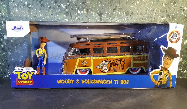 Woody & VW T1 bus 1:24 Jada - 4