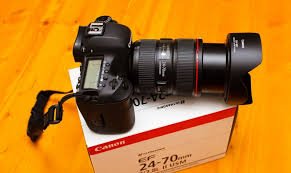 Selling Canon 5D Mark III with 24-105mm lens - 1