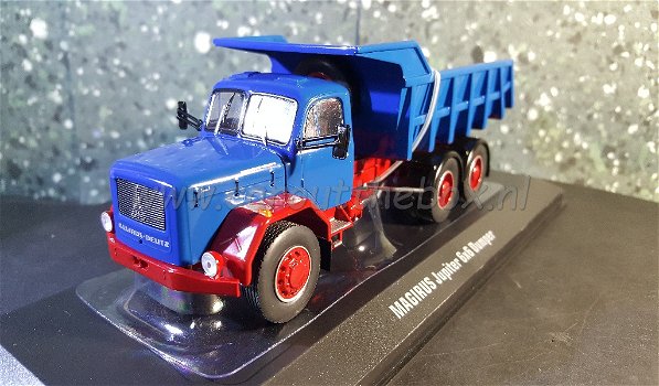 Magirus Jupiter 6x6x dumper blauw 1:43 Ixo - 1