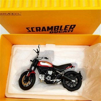 1:12 TrueScale TSM Ducati Scrambler Icon 803cc 2015 Rosso moto - 4