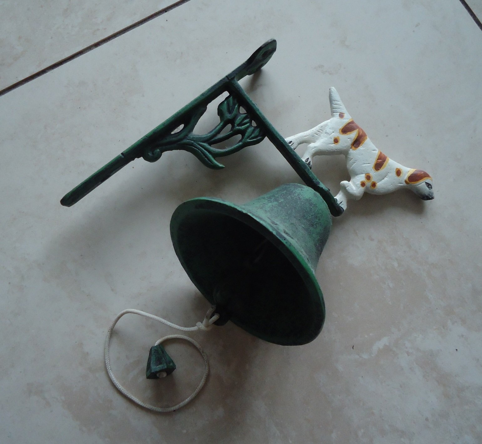 Te koop gietijzeren bel + houder met afbeelding van hond. - Afbeelding 6