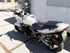 Kawasaki ZR 7s  