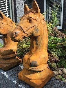 paardenhoofd , paard , tuinbeeld