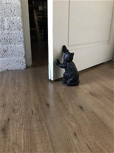 deurstopper van een kat , poes 