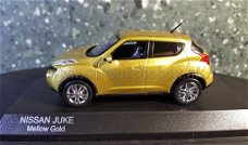 Nissan Juke mellow gold 1:43 Kyosho