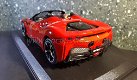 Ferrari SF90 Spyder rood 1:18 Bburago - 3 - Thumbnail