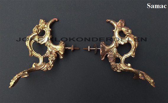 = 2 Zijstuk / Ornament = klokstel = oud === 47755 - 0