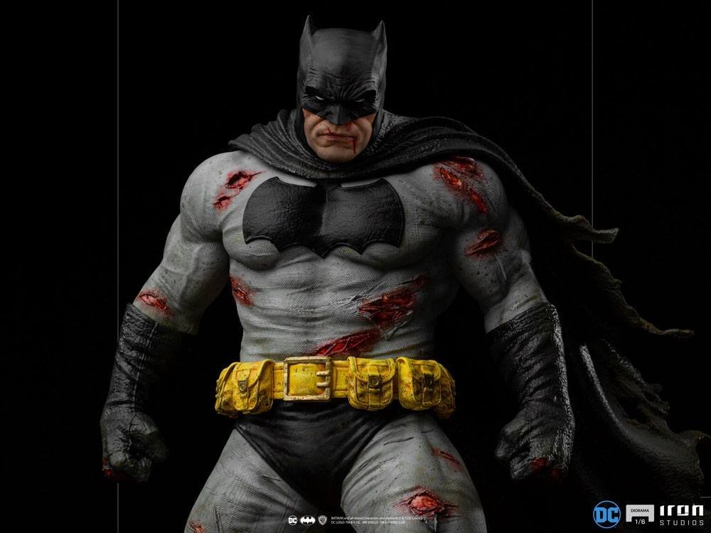 HOT DEAL - Iron Studios Batman The Dark Knight Returns Diorama - Afbeelding 6