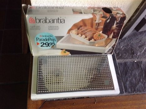 Brabantia rechaud warmhouder - 2 pits met afdekkapjes - i.p.st. - compleet in doos 17,50 - 1