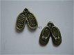 bedel/charm baby: babyschoentjes brons - 17x16 mm - 0 - Thumbnail