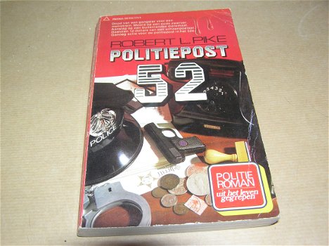 Politiepost 52 - Robert L. Pike - 0
