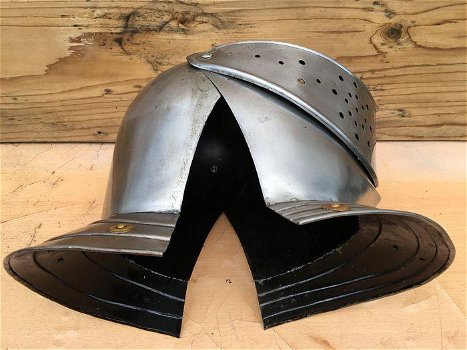 helm , middeleeuwse helm , kado - 5