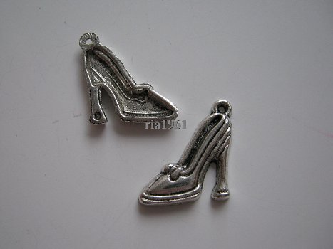 bedel/charm schoenen: hakje (plat) - 15x16 mm - 0